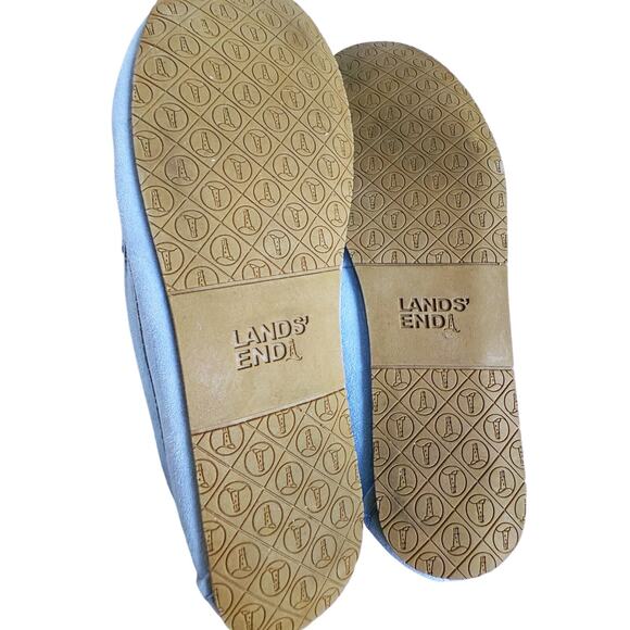 Land's End Women's Fuzzy Lined Suede Moccasin Slippers Baby Blue 6B Lounge Cozy - Picture 7 of 9